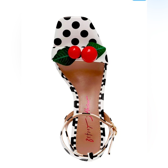 NEW in Box Betsey Johnson Maia Cherry Two-Piece Dress
Sandals/Heels Size 8.5 - Picture 4 of 5